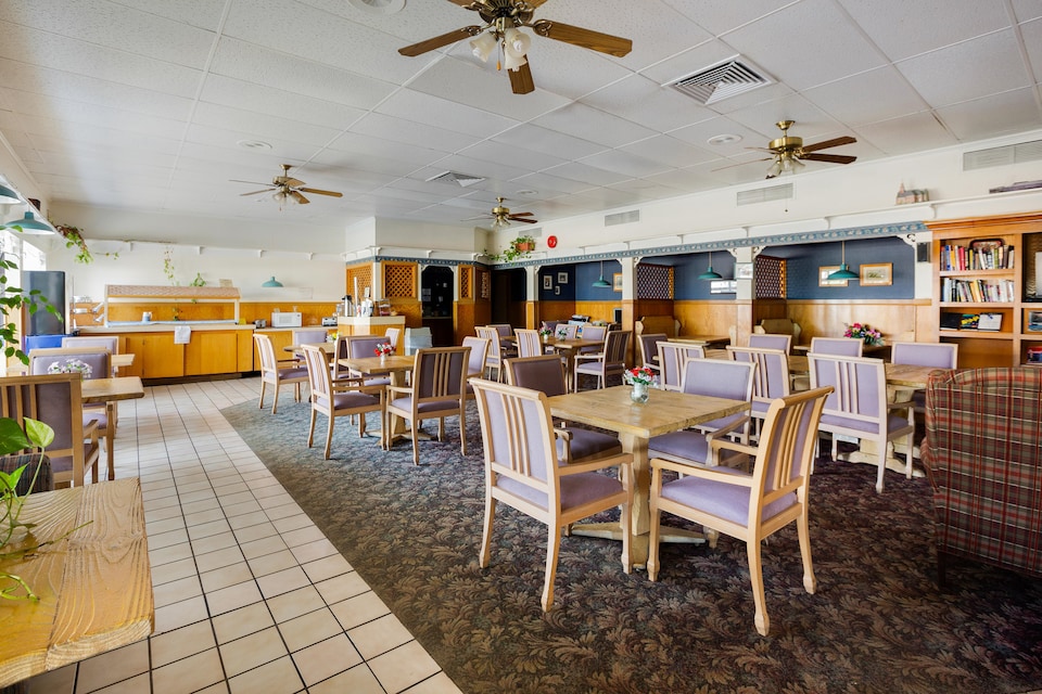 Breakfast-Area